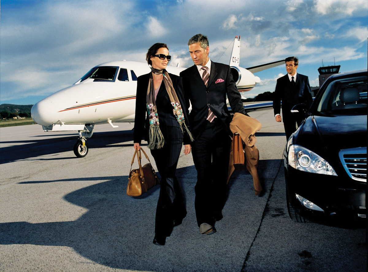 antropoti-concierge-service-private-jet-airport-luxury-limousine-transportation